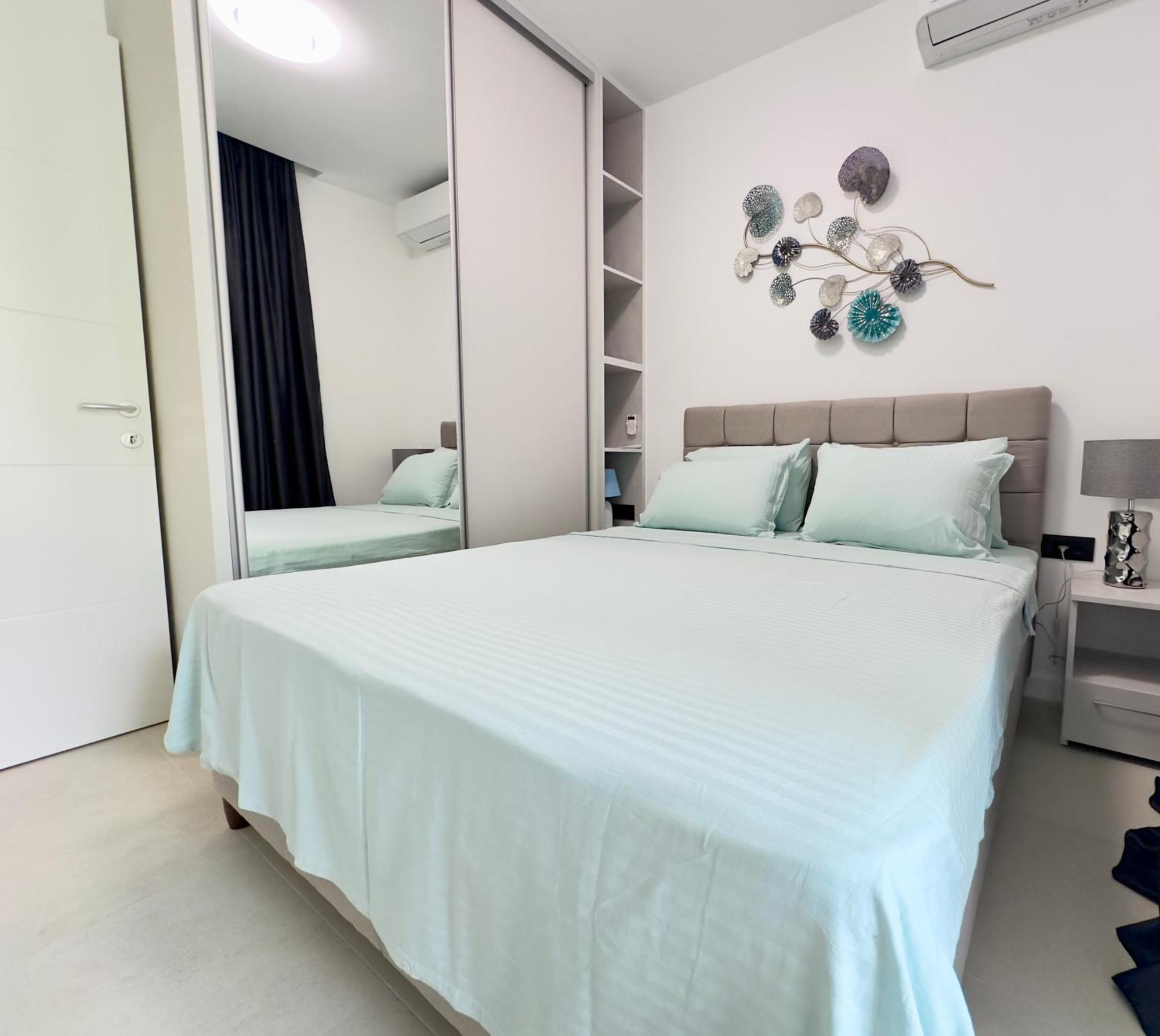 Apartment Varja 4 *